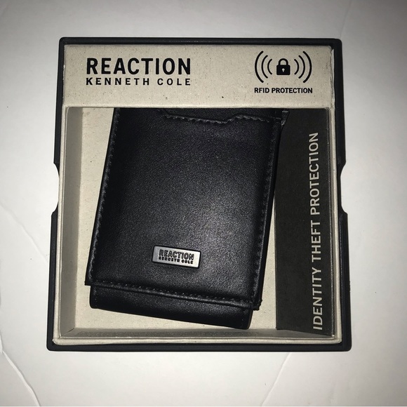 Reaction Kenneth Cole mens RFID wallet - Picture 1 of 5
